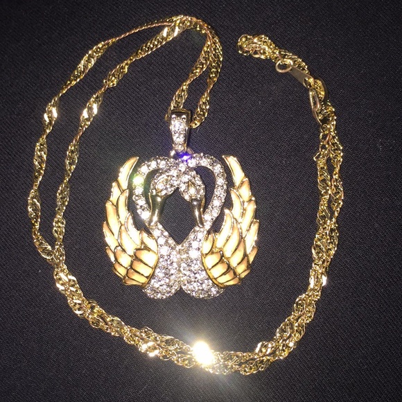 A NOLAN  MILLER   Pendent and chain - Picture 6 of 7